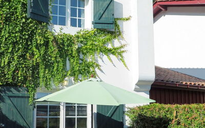 Accommodation:&nbsp;Collines Iduki 617.2