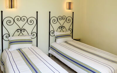 Accommodation:&nbsp;Collines Iduki 617.3