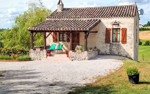 La Bergerie: Roof, House, Cottage, Home, Rural Area, Door, Farmhouse, Yard, Backyard, Garden
