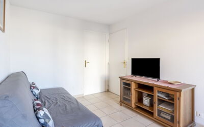 Accommodation:&nbsp;Les Marines 1 et 2 595.4