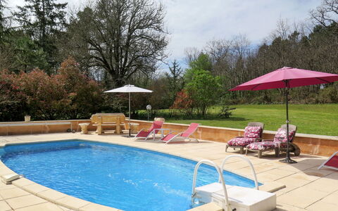 Le Coustal: Water, Sky, Cloud, Property, Plant, Swimming Pool, Outdoor Furniture, Tree, Shade, Chair