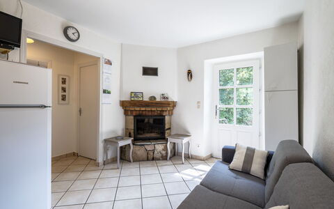 Le Moulin: Furniture, Couch, Wood, Interior Design, Chair, Building, Window, Flooring, Houseplant, Table