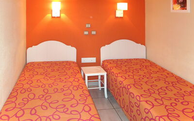 Accommodation:&nbsp;Les Jardins de Neptune 627.5