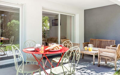 Accommodation:&nbsp;Les Pins Parasols 629.1