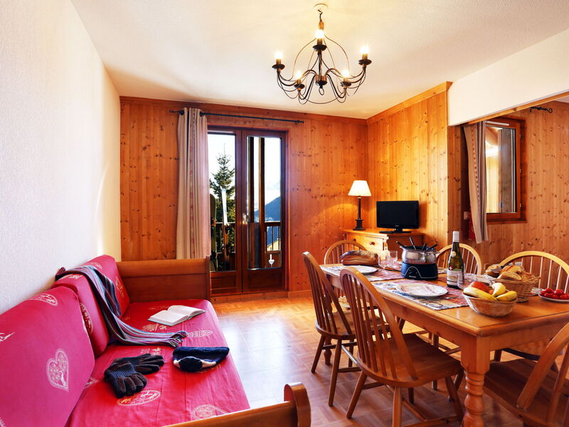 Accommodation:&nbsp;Chalets des Cimes 622.3