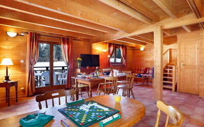 Bois de Champelle 602.1: Room, Property, Building, Interior Design, Furniture, House, Real Estate, Beam, Ceiling, Living Room
