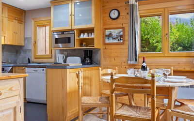 Accommodation:&nbsp;Le Petit Savoyard 613.3