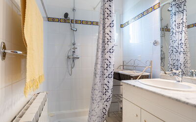 Accommodation:&nbsp;Les Vignes 603.1