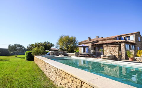 Velleron 603: Sky, Water, Plant, Building, Natural Landscape, Tree, House, Grass, Leisure, Landscape