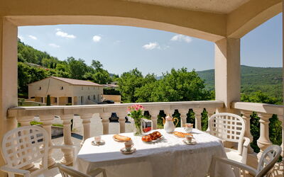 Accommodation:&nbsp;Aiguines 602.3