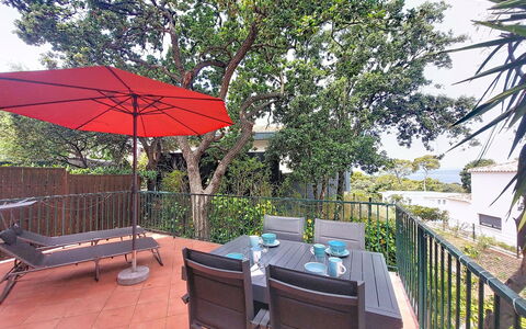 Six Fours 617: Furniture, Table, Chair, Outdoor Furniture, Outdoor Table, Shade, Kitchen & Dining Room Table, Wood Stain, Garden, Eco Hotel