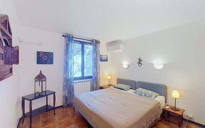 Accommodation:&nbsp;La Cigale 617.2