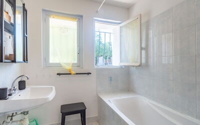 Accommodation:&nbsp;Chenou 655.2