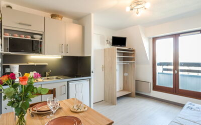 Accommodation:&nbsp;Le Grand Cap 40.14