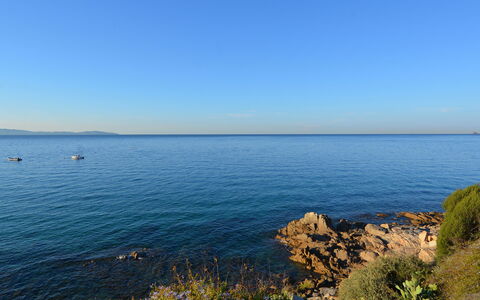 Ajaccio 604: Water, Sky, Water Resources, Plant, Ecoregion, Azure, Natural Environment, Natural Landscape, Coastal And Oceanic Landforms, Cloud