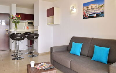 Accommodation:&nbsp;Rés. les Calanques, T2 2-4 Pers. 604.2