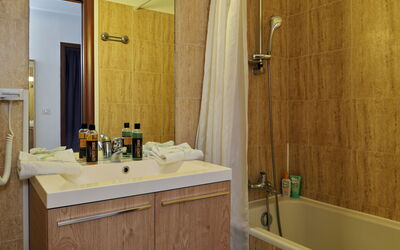 Accommodation:&nbsp;Rés. les Calanques, T2 2-4 Pers. 604.2