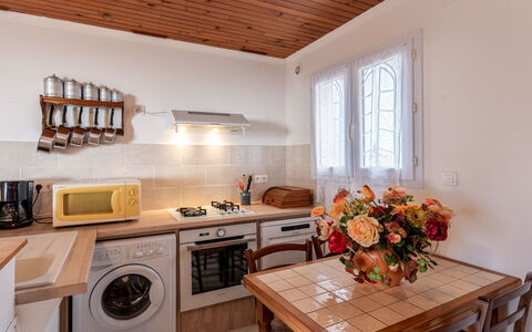 Filippi: Furniture, Property, Picture Frame, Azure, Wood, Lighting, Interior Design, Comfort, Floor, Flooring