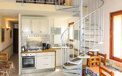Résidence Posidonie 611.2: Room, Furniture, Property, Building, Kitchen, Interior Design, Cabinetry, Home, Yellow, Floor