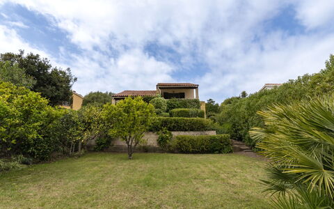 La Baraka: Green, Vegetation, Shrub, Plant Community, Land Lot, Garden, Estate, Hedge, Plantation, Landscaping