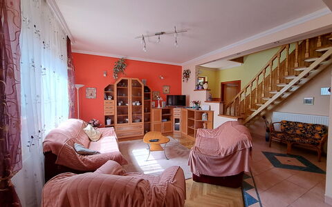 Boros: Property, Furniture, Comfort, Wood, Decoration, Textile, Building, Bed Frame, Interior Design, Floor