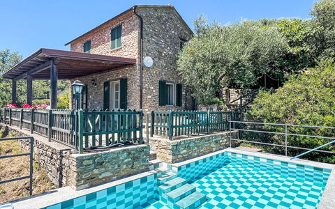 Ciappai (Ptb140): Estate, Porch, Fence, Villa, Balcony, Swimming Pool, Farmhouse
