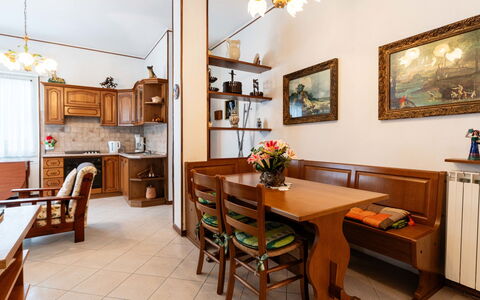 Gialla: Furniture, Interior Design, Wood, Flooring, Room, Table, Ceiling, Floor, Lighting, Dining Room