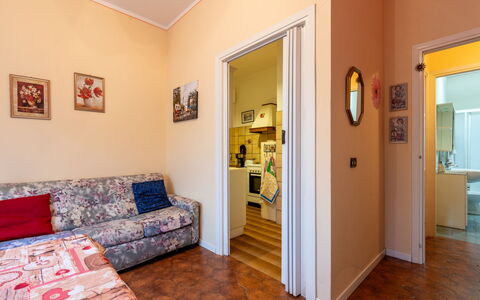 Casa dei Fiori: Picture Frame, Furniture, Wood, Comfort, Door, Flooring, Floor, Living Room, Hardwood, Laminate Flooring