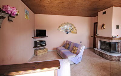 Rudi 603.2: Furniture, Interior Design, Wood, Flooring, Floor, Room, Ceiling, Lighting, Wood Stain, Living Room