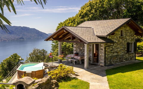 Lo Scoiattolo: Natural Landscape, House, Property, Home, Building, Cottage, Roof, Real Estate, Tree, Grass