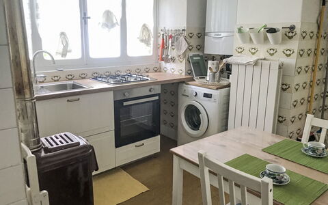 Nicol: Major Appliance, Flooring, Kitchen Appliance, Floor, Furniture, Interior Design, Kitchen, Room, Kitchen Stove, Home Appliance