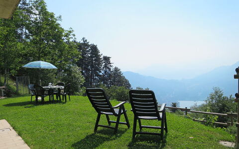 Pineta: Property, Natural Landscape, Furniture, Grass, Real Estate, Tree, House, Hill Station, Lawn, Cottage