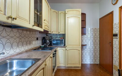 Accommodation:&nbsp;Salice Verde (Gla132) 679.3