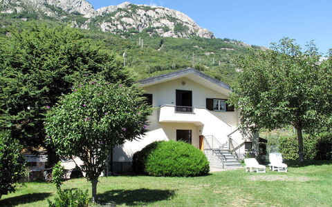 Raviscioni Albino: Plant, Sky, Building, Property, Window, Mountain, Tree, House, Land Lot, Vegetation