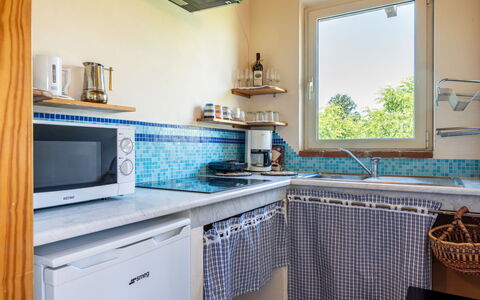 Cascina Villa (Ast231): Countertop, Kitchen Sink, Cabinetry, Property, Sink, Tap, Blue, Kitchen, Window, Azure