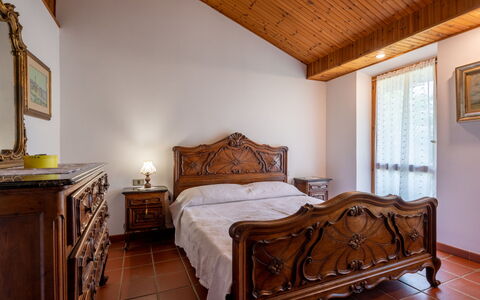 Cascina Calore: Furniture, Property, Comfort, Wood, Bed Frame, Flooring, Drawer, Wood Stain, Floor, Bed