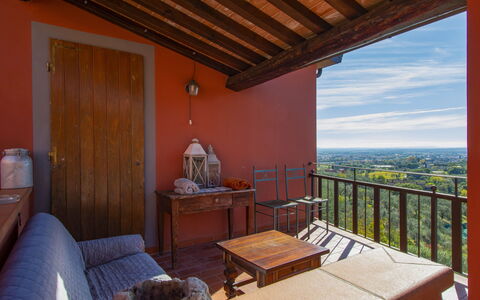 Francesco: Furniture, Property, Table, Building, Comfort, Sky, Wood, Interior Design, Plant, Floor