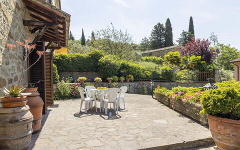 La Casina: Sky, Table, Furniture, Daytime, Property, Plant, Mountain, Azure, Chair, Nature