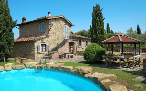 Casa Clotilde: Water, Sky, Building, Plant, Property, Window, Azure, Tree, Swimming Pool, House
