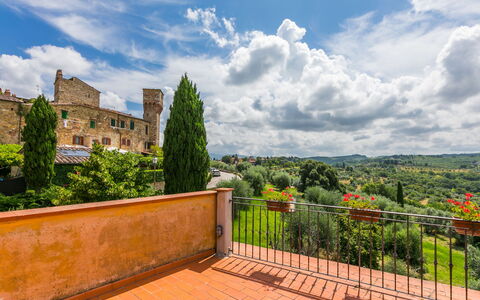 Casa Lensi: Plant, Building, Window, Swimming Pool, Azure, Water, Tree, House, Sky, Urban Design