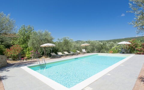 Le Terrazze: Water, Sky, Plant, Property, Swimming Pool, Azure, Tree, Shade, Building, Rectangle