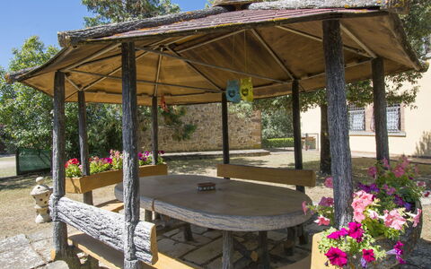 Le Terrazze: Plant, Table, Flower, Sky, Outdoor Table, Shade, Botany, Outdoor Furniture, Building, Tree