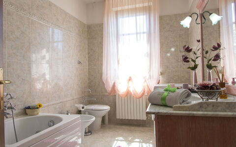 Le Terrazze: Bathtub, Property, Plant, Window, Interior Design, Bathroom, Cabinetry, Wood, Floor