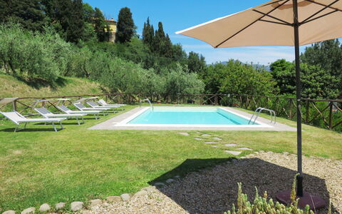 Melograno: Plant, Water, Sky, Swimming Pool, Nature, Building, Shade, Tree, Rectangle, Architecture