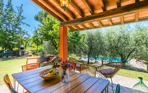 Podere Cerbaia (Smr100): Window, Building, Azure, Wood, Floor, Comfort, House, Flooring, Hall