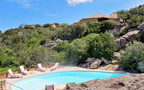 Roccia di Volpe: Swimming Pool, Property, Natural Landscape, Wilderness, Vacation, Sky, Mountain, Summer, Tourism, Real Estate