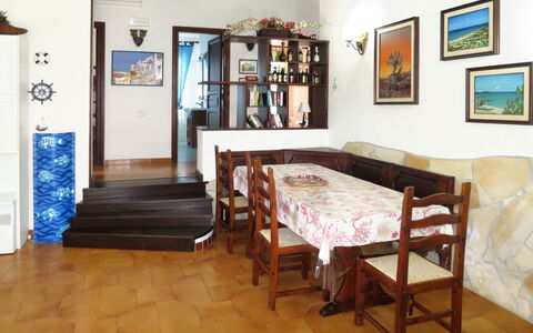 Giacu (Rei225): Room, Property, Dining Room, Building, Furniture, Interior Design, Table, Floor, Real Estate, Kitchen & Dining Room Table