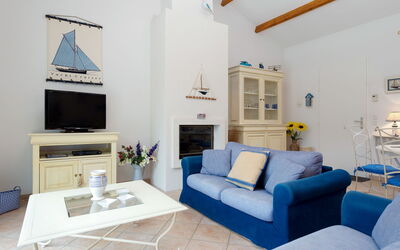 Accommodation:&nbsp;Domaine de Vertmarines 641.2