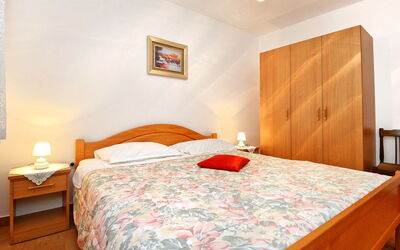 Accommodation:&nbsp;Albina 677.2