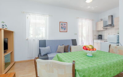 Accommodation:&nbsp;Nena 649.2
